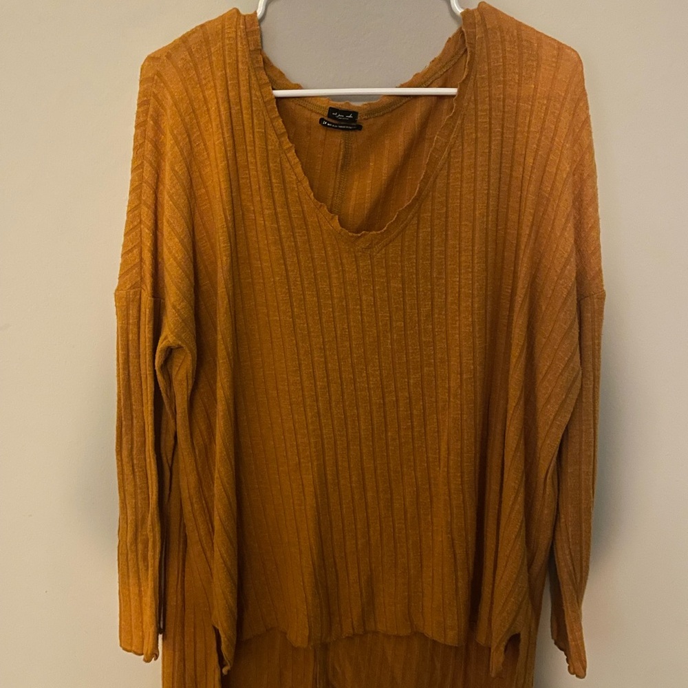 Gold Ribbed V-Neck Sweater